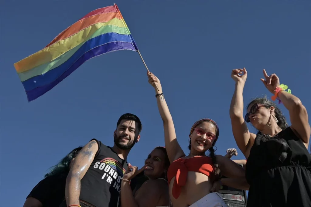 EuropaPress 4772406 decenas personas salen calle celebrar marcha orgullo tijuana Moncloa