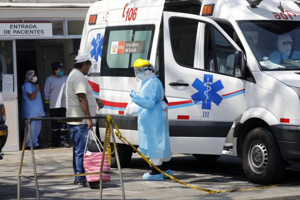 EuropaPress 5180808 april 23 2020 lima peru health worker wearing protective clothing waits in Moncloa