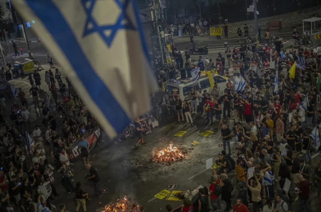 EuropaPress 6007481 03 june 2024 israel tel aviv families and supporters of the hostages taken Moncloa