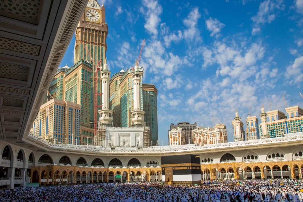 EuropaPress 6035662 16 june 2024 saudi arabia mecca muslim pilgrims participate in ritual 1 Moncloa