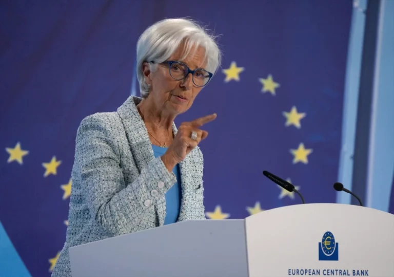 El sector privado de la eurozona sufrió una importante desaceleración en junio El sector privado de la eurozona sufrió una importante desaceleración en junio