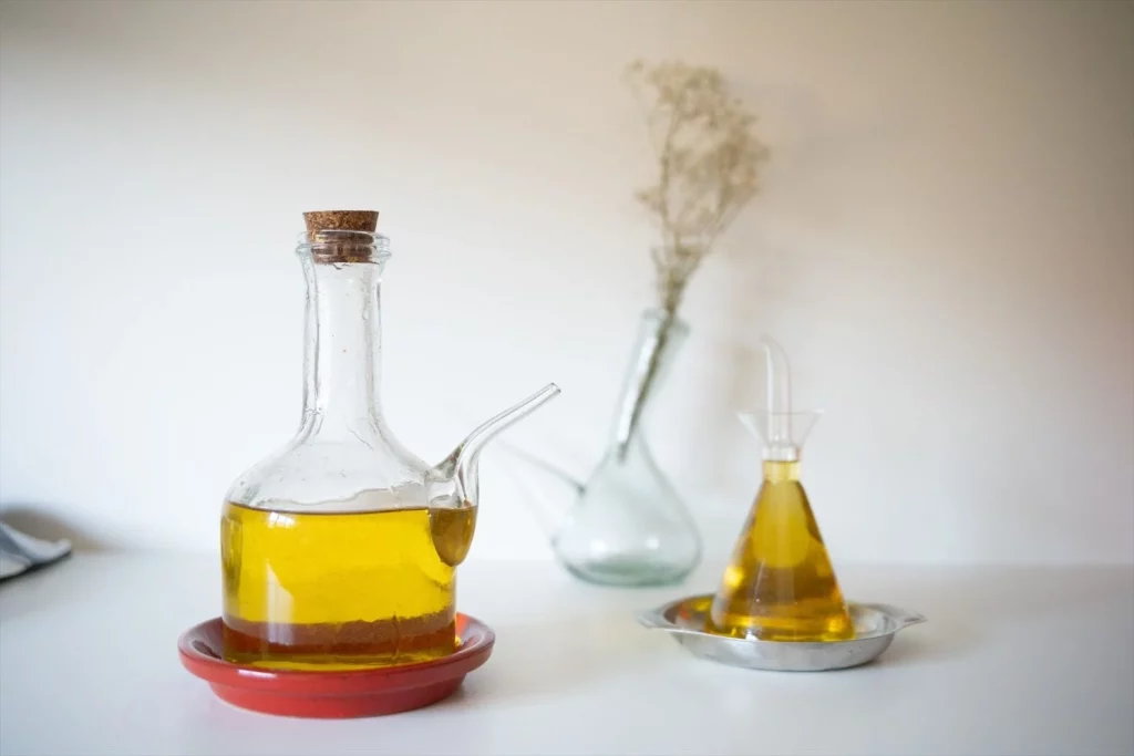 EuropaPress 6046444 dos aceiteras 21 junio 2024 barcelona catalunya espana gobierno aprobara Moncloa