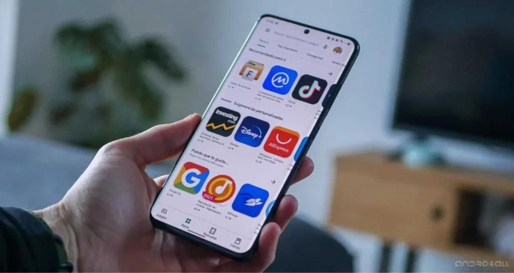 Google presenta la herramienta más efectiva ante el robo de móviles: bloquea la información en segundos 2 Moncloa Quiénes tienen acceso a la protección contra robo de Android 15