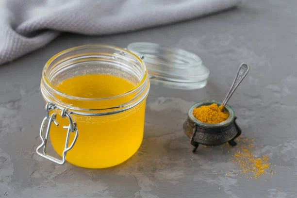 Cómo preparar un aceite desinflamatorio y antioxidante que está revolucionando las redes Cómo preparar un aceite desinflamatorio y antioxidante que está revolucionando las redes