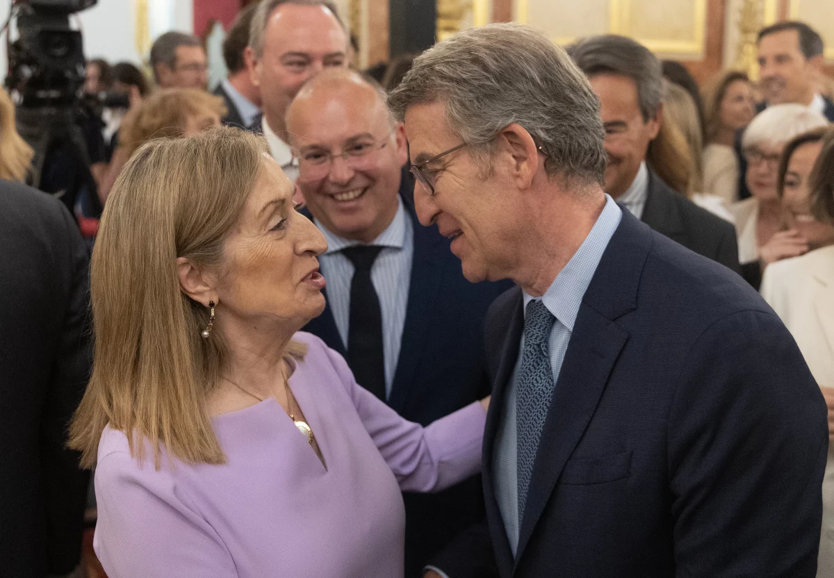 El anuncio de la reforma del CGPJ se produce en la despedida de Ana Pastor como diputada El anuncio de la reforma del CGPJ se produce en la despedida de Ana Pastor como diputada