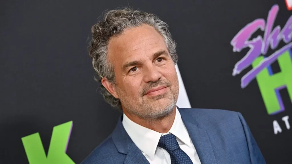 Mark Ruffalo expuesto: el secreto que sacude su fama 1 Moncloa Mark Ruffalo quedó expuesto y se reveló un secreto que sacude a todo Hollywood