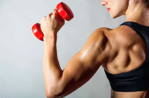 Rutina en casa para eliminar la flacidez de los brazos