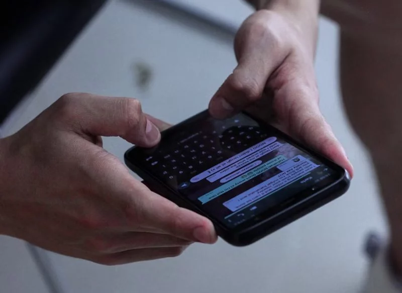 FUNCIONAMIENTO SIMILAR A TELEGRAM