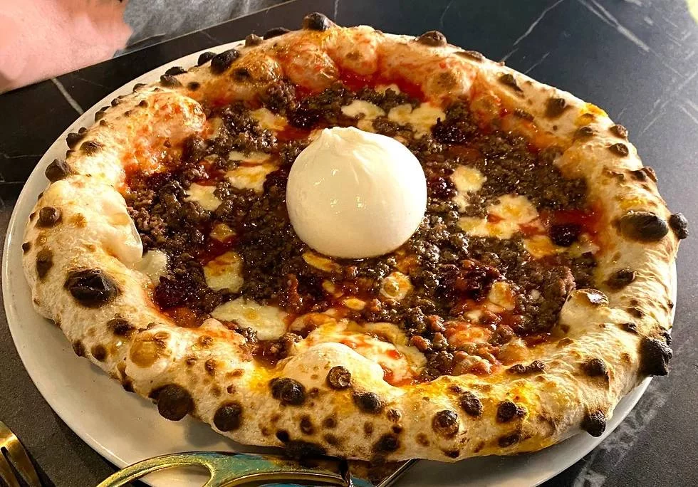 El restaurante italiano de moda en TikTok que ya es el mejor de toda España 1 Moncloa Cuál es el plato favorito de este restaurante