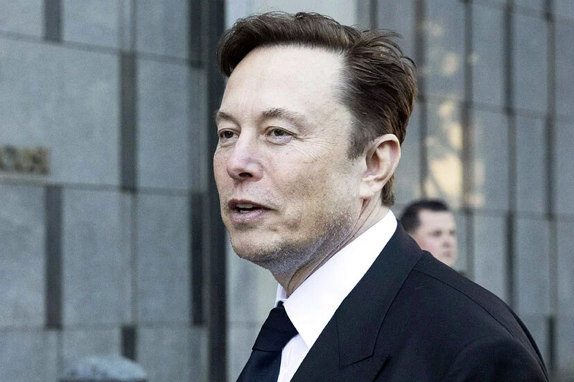 Elon Musk y su controvertido plan de añadir un botón negativo en X que produce rechazo en los usuarios 2 Moncloa Musk transforma los ‘me gusta’ privados en X