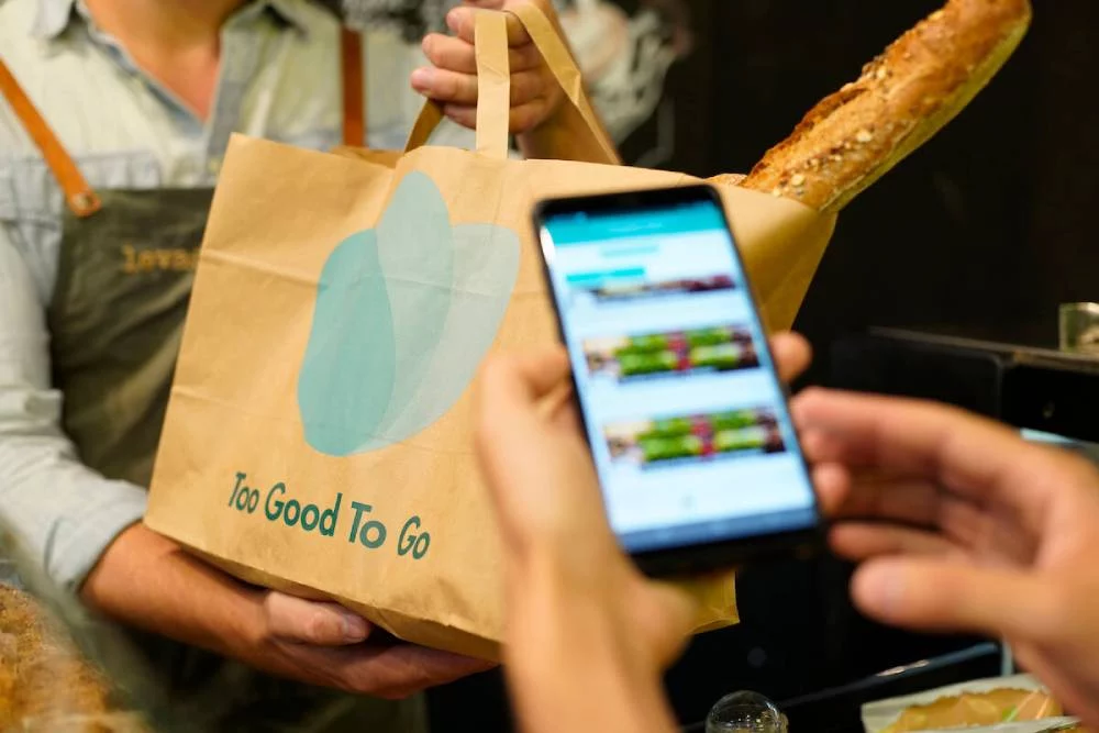 Así es la nueva tendencia de las compras a ciegas que está revolucionando España 1 Moncloa Más ofertas: la tendencia que supera a la industria de alimentos