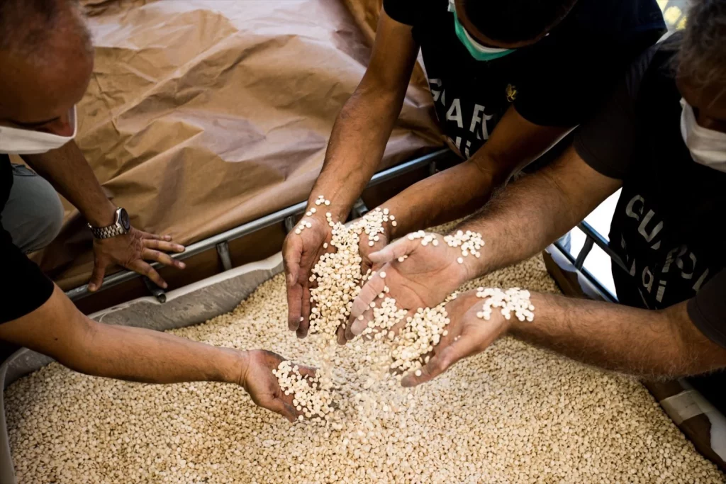 Italia realizó una gigantesca incautación de drogas sintéticas procedentes de China 3 Moncloa EuropaPress 5226639 italy salerno july 2020iitalian police guardia di finanza have seized world Moncloa