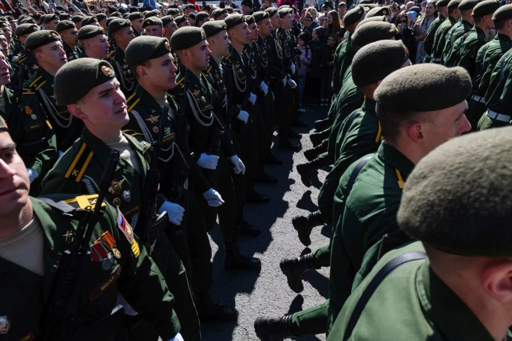 EuropaPress 5998508 militares ejercito rusia desfile san petersburgo mayo 2024 dia victoria 1 Moncloa