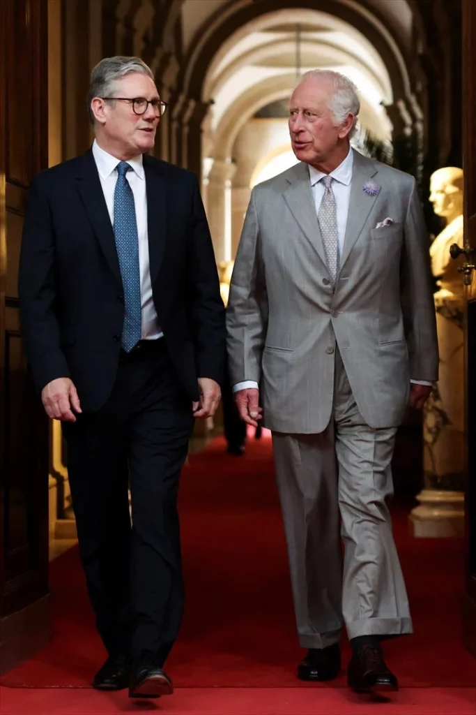 EuropaPress 6096129 handout 18 july 2024 united kingdom woodstock uks king charles iii walks Moncloa