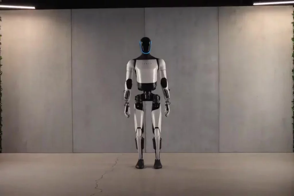 Optimus: el robot humanoide de Elon Musk que llegará antes de lo previsto y que asusta al mundo 1 Moncloa Cuál es la fecha del lanzamiento de Optimus