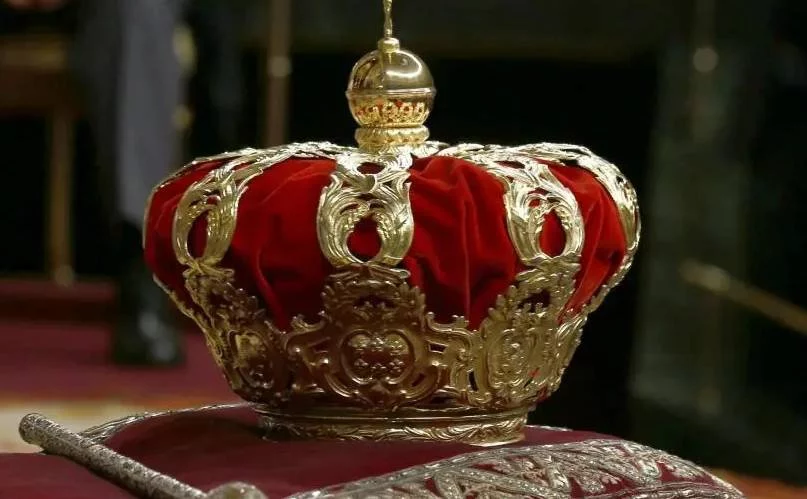apellido-realeza.webp El apellido que llevas podría llevarte a la realeza: El dato para saber si eres sangre azul