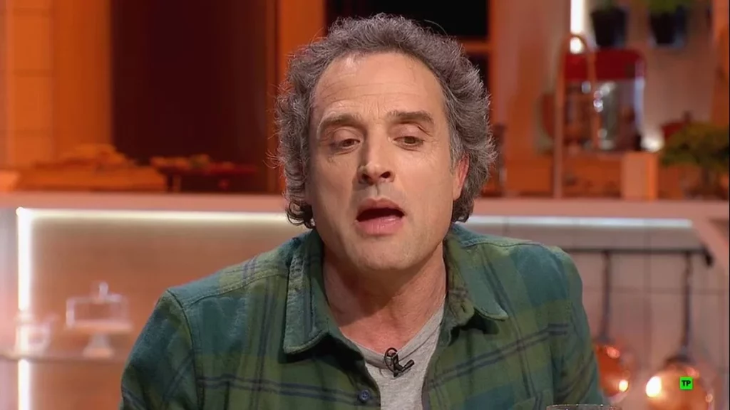 La dura caída de una estrella de 'Aquí no hay quien viva' 1 Moncloa El error de Daniel Guzmán en 'Aquí no hay quien viva' que hoy lamenta