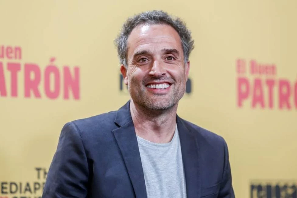 La dura caída de una estrella de 'Aquí no hay quien viva' 2 Moncloa ¿De qué trata 'Aquí no hay quien viva', la serie que abandonó Daniel Guzmán?