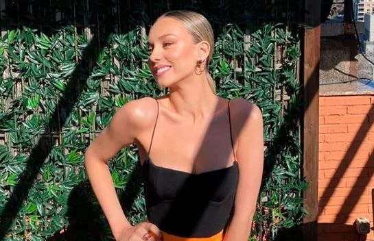 El snack milagroso de Ester Expósito para mantener su abdomen plano 2 Moncloa ¿Cómo integrar las manzanas a la dieta al estilo de Ester Expósito?