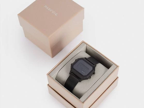 Descubrimos el reloj de pulsera de acero de Parfois que complementa tu look con estilo 1 Moncloa Parfois