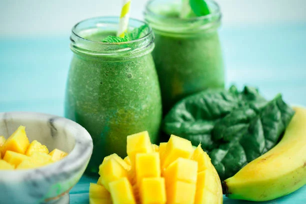 Smoothie verde tropical