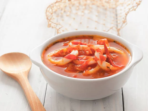 El secreto para preparar calamares en salsa americana en Thermomix 1 Moncloa Así se preparan los calamares en salsa americana