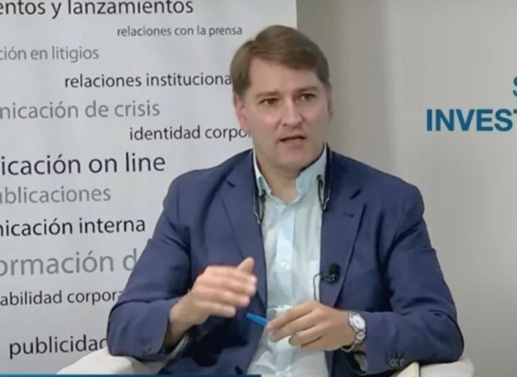 La caída y auge de Manuel de la Rocha y su papel en el caso Begoña Gómez 1 Moncloa Manuel de la Rocha Vázquez,el gurú económico y gestor de los fondos europeos con Pedro Sánchez, aparece en el caso Begoña Gómez