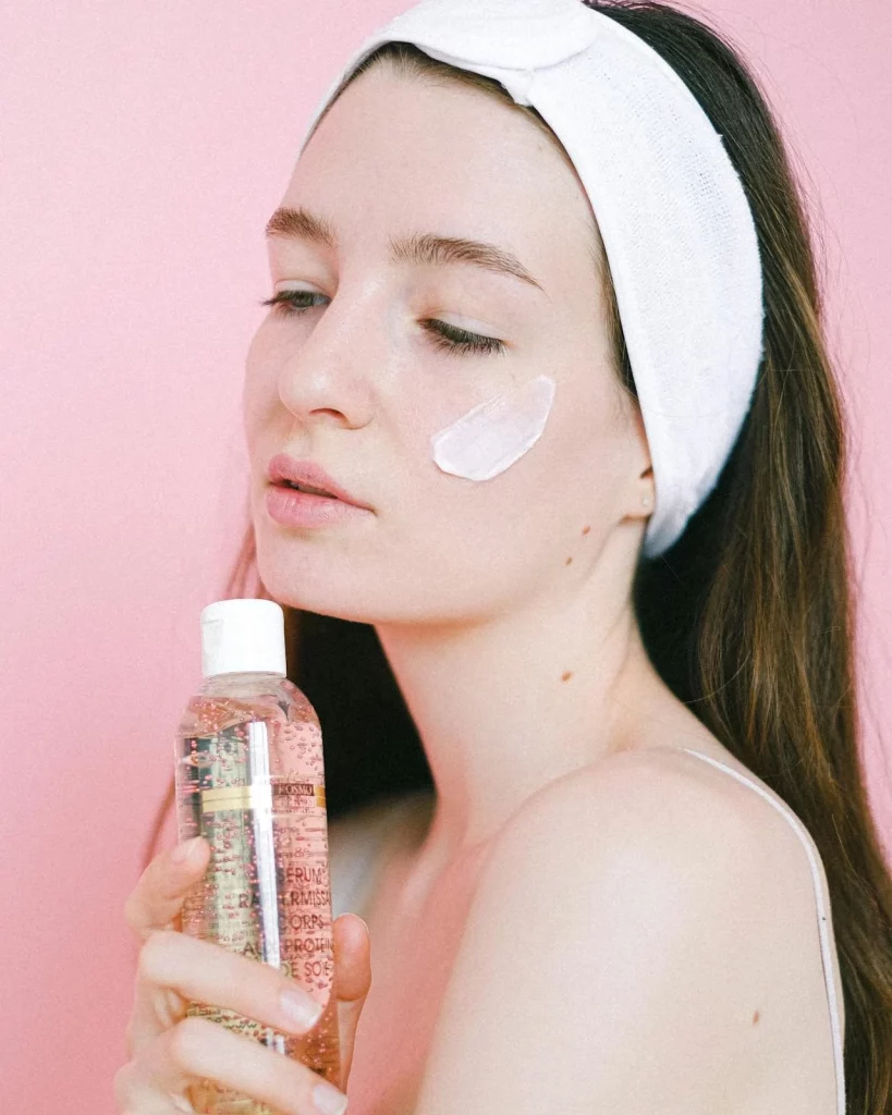 El mejor tónico de Mercadona para las pieles sensibles es eficaz y barato 1 Moncloa pexels shvetsa 5069394 Moncloa