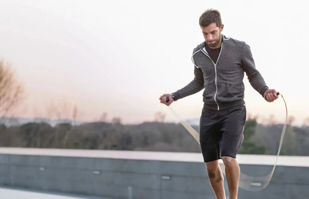 7 minutos al día: la rutina infalible para estar en forma sin complicarte y en tu casa 1 Moncloa Esta es la rutina que debes aplicar para cambiar tu cuerpo