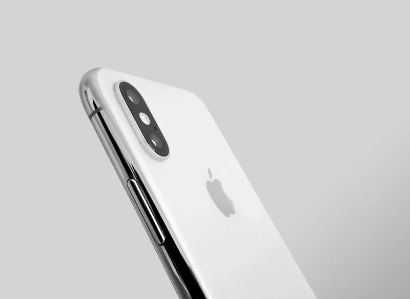 ROBO DE INFORMACIÓN CON ACCESO FÍSICO AL IPHONE
