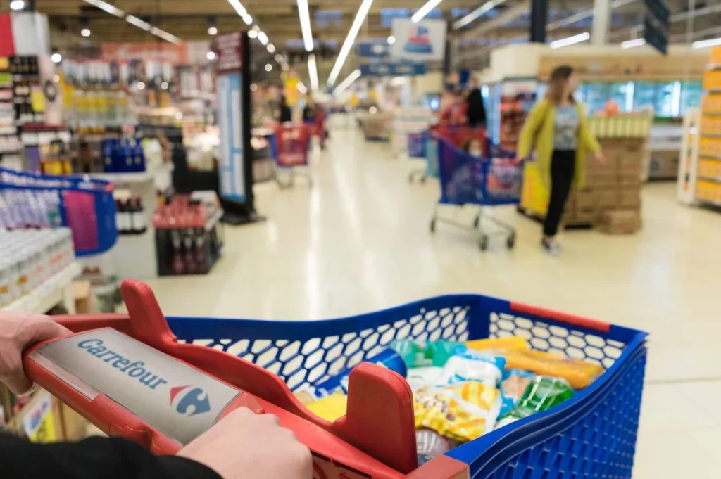 El 'pack' saludable de Carrefour: 3 básicos que te solucionan la dieta 34 Moncloa Los alimentos del Carrefour tienes que complementarlo con ejercicios