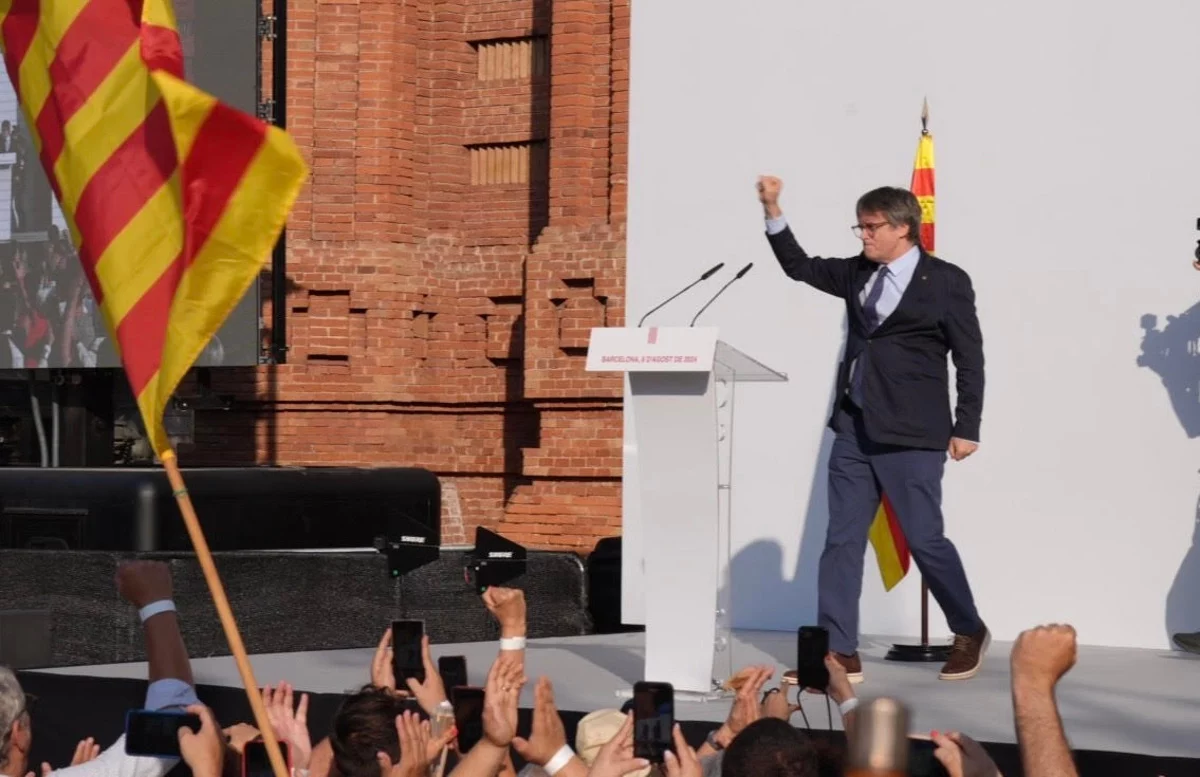 Carles Puigdemont llega a Barcelona sin actuación alguna de los Mossos d´Esquadra. AGENCIAS