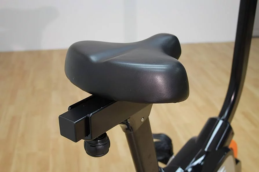 Bombazo en El Corte Inglés: bicicleta de alta gama a precio de chollo 2 Moncloa Una potente bicicleta estática con un 47 % de descuento en El Corte Inglés