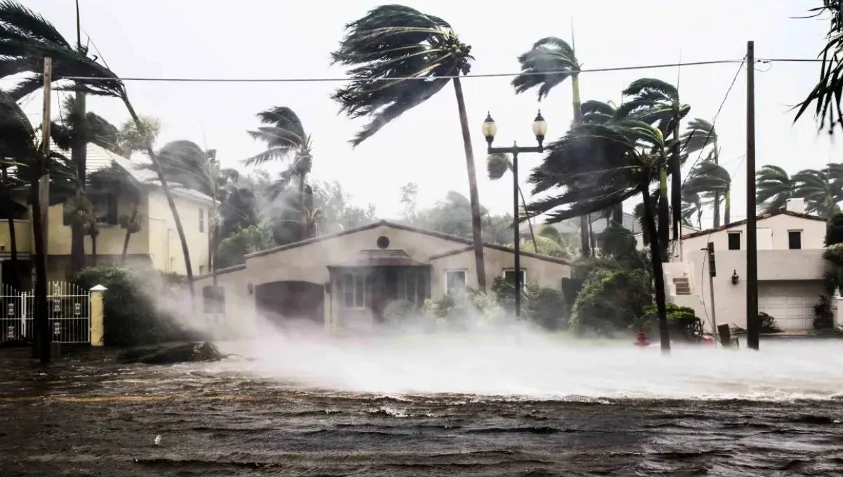 aemet-huracan-debby.webp Un experto de la Aemet revela cómo el huracán Debby transformará España