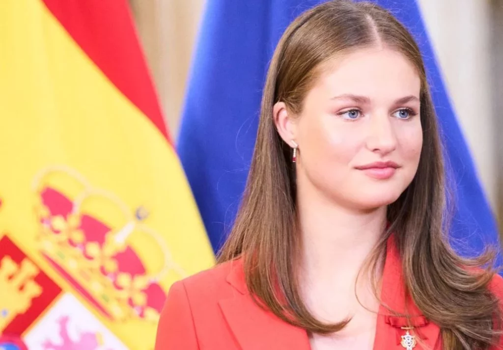 Cómo la princesa Leonor calma la ansiedad con un sencillo truco natural 1 Moncloa La naturaleza es el gran secreto de la princesa Leonor