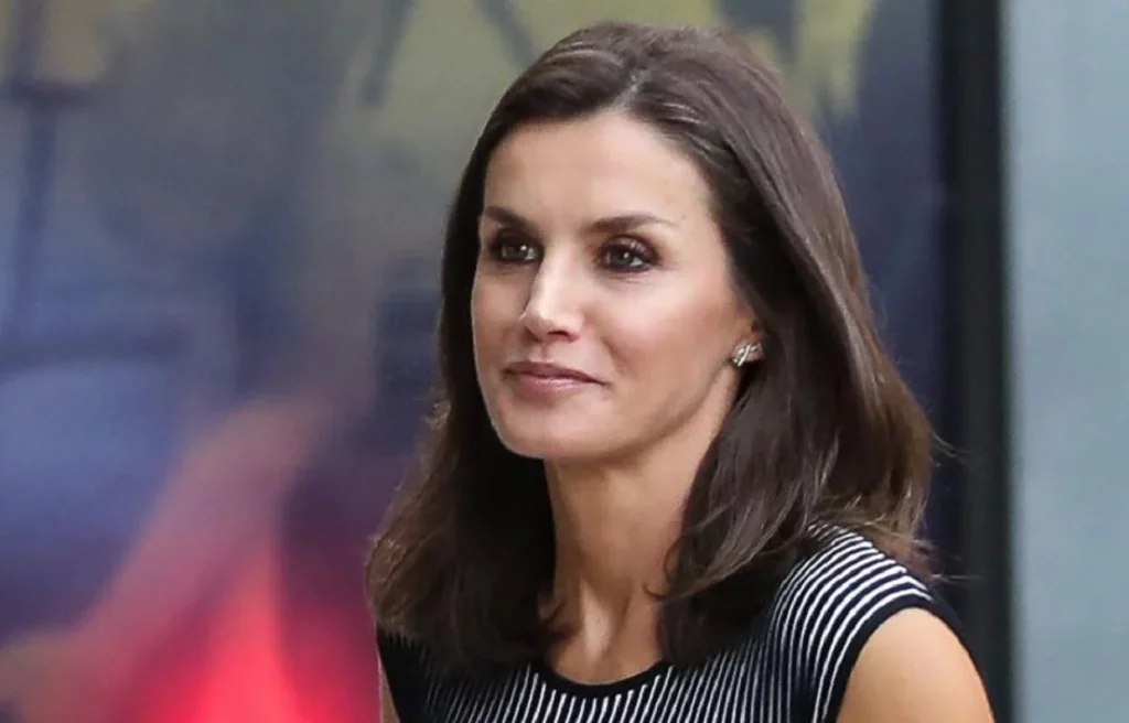 La reina Letizia se confiesa: la infusión antiinflamatoria que usa para su piel 2 Moncloa Otras formas de utilizar el té verde como Letizia