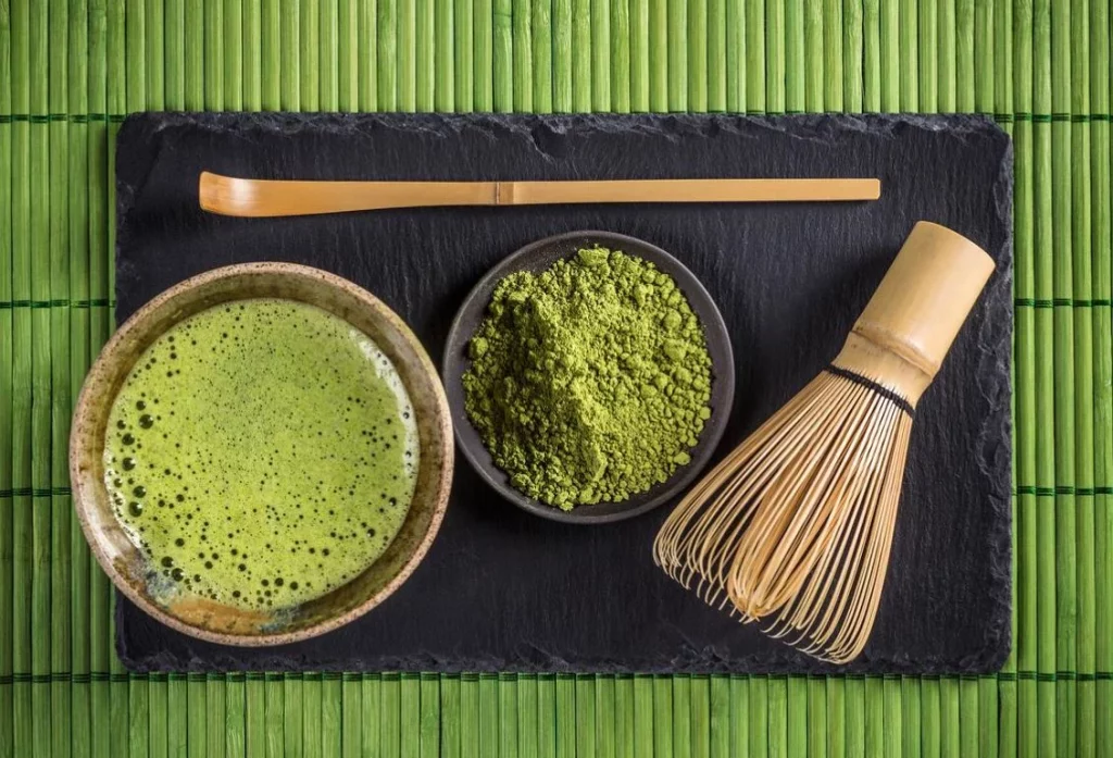 La bebida favorita de Sofía: no tiene calorías y es un gran aliado para combatir el acné 1 Moncloa ¿Por qué Sofía elige el té matcha para tratar su piel?