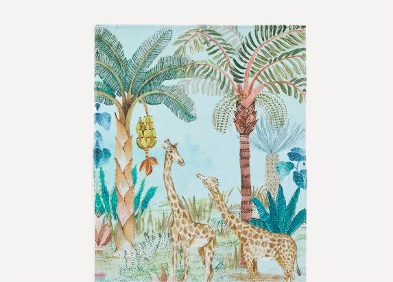 Todo listo para la temporada de baño con las toallas y capazos de El Corte Inglés 2 Moncloa toalla jirafa Moncloa