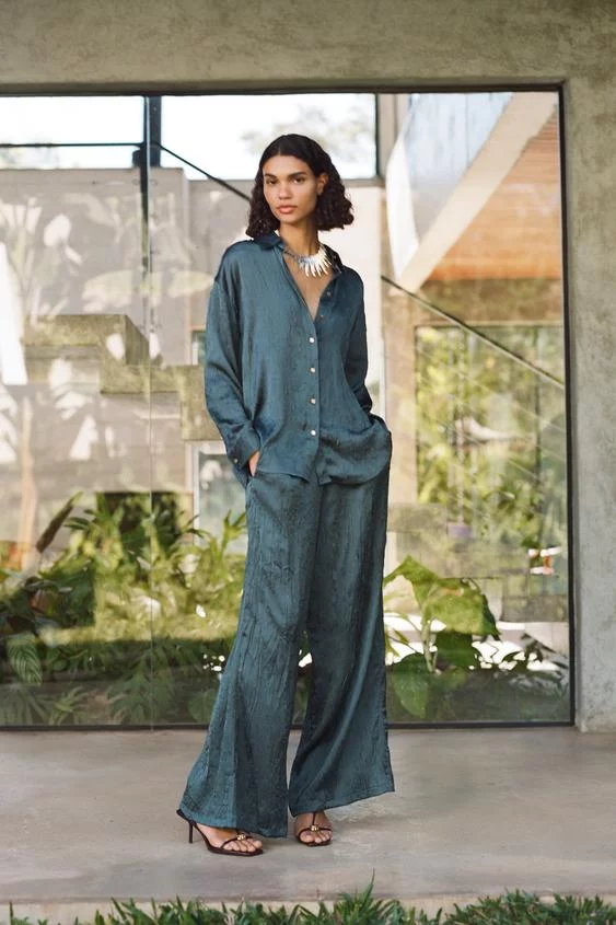 5 blusas de Zara con efecto arrugado perfectas para las que no les gusta planchar 1 Moncloa 02157222409 a1 Moncloa