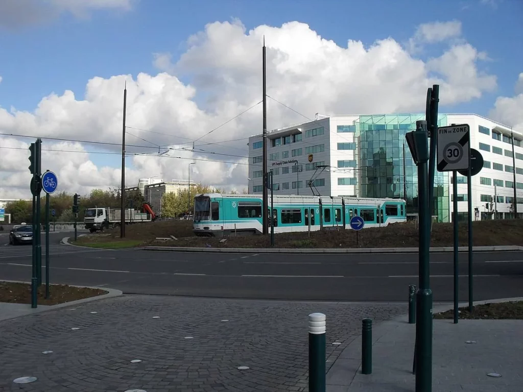 Esta ciudad de Europa te permite controlar la iluminación de las calles con tu móvil 2 Moncloa Un sistema innovador en un rincón secreto de Europa