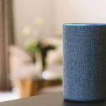 Google Home y Alexa espían tu casa: 9 de cada 10 españoles no cambian la contraseña inicial, y lo solucionas así de simple