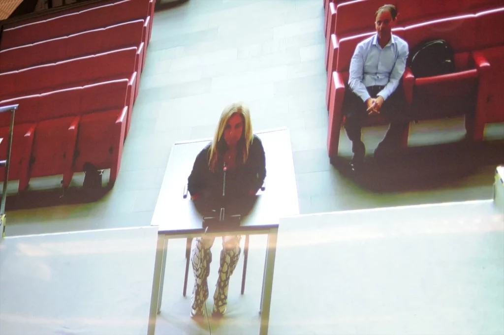 EuropaPress 5440769 extenista arantxa sanchez vicario exmarido josep santacana traves pantalla Moncloa