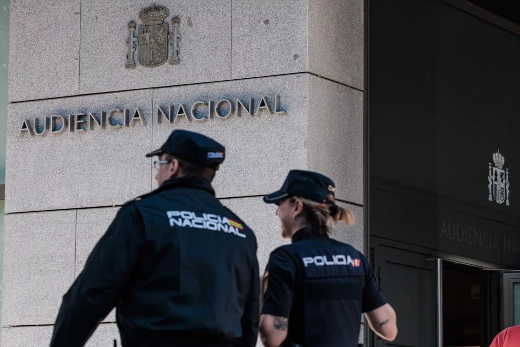 Los agentes de la Policía Nacional no pueden hacer la Declaración de la Renta 2024 por un nuevo error | Fuente: Agencias