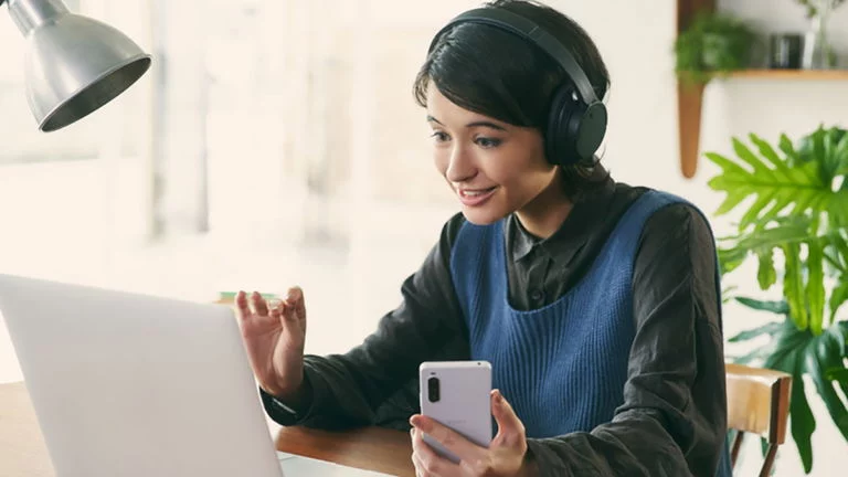 Auriculares Sony de alta gama al 50% de descuento en Amazon: 50 horas de batería y carga en 3 minutos 2 Moncloa Bluetooth 5.2 y una diadema ajustable