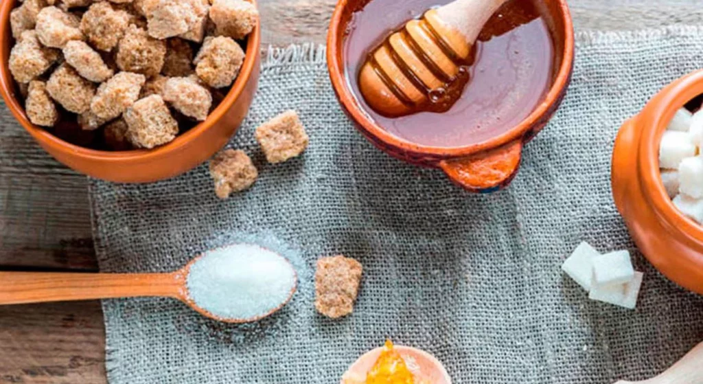 Ni miel ni Stevia: este endulzante español es el más sano del mundo y pocos lo utilizan 5 Moncloa ¿Todos puede consumir azúcar moscabado?