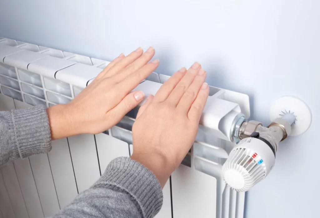 El frío llega y la OCU te dice cómo ahorrar sin perder confort 1 Moncloa Estos son los consejos de la OCU para el otoño