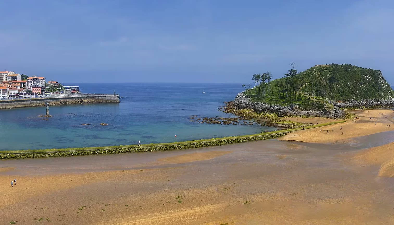 pais-vasco-pueblo.webp El pueblo secreto del País Vasco con una isla privada y una forma exclusiva de llegar a ella
