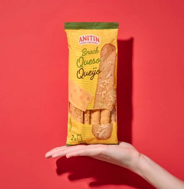 El snack de Mercadona que ha robado el corazón de Leonor y Sofía 1 Moncloa Así son los palitos de queso de Mercadona