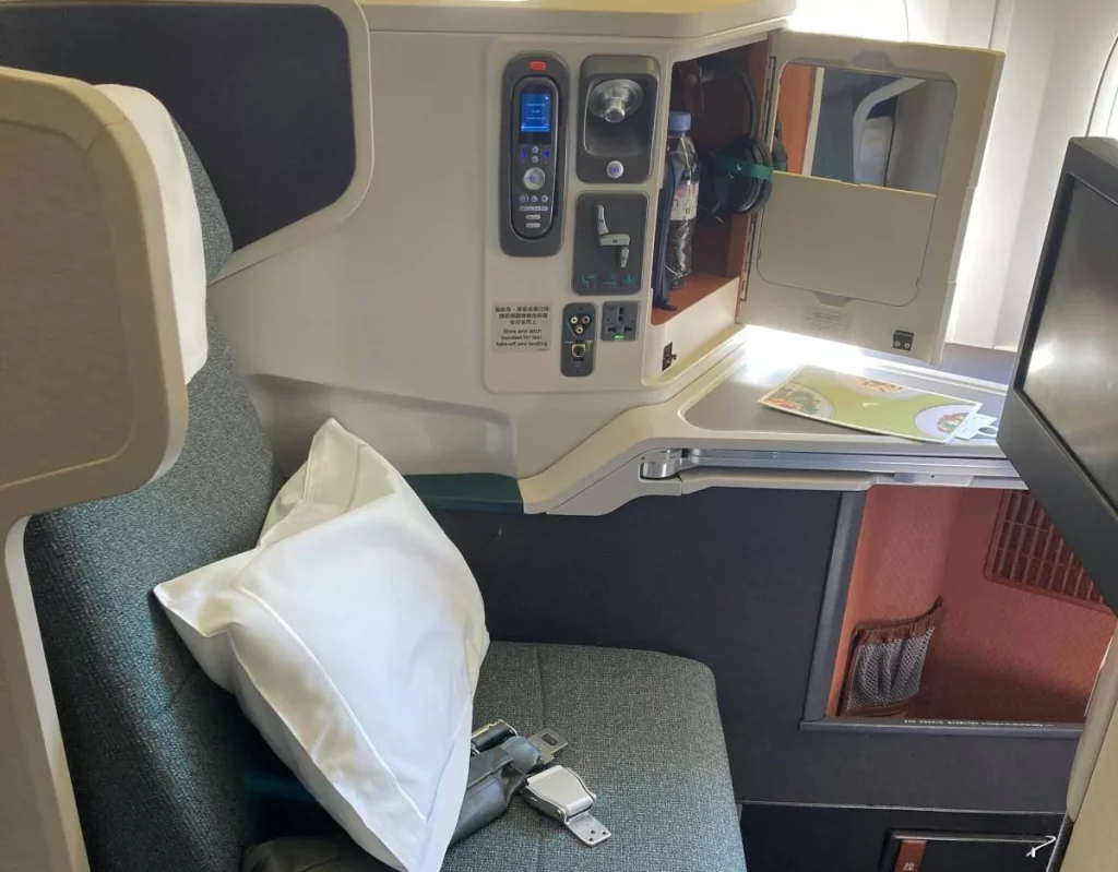 Este es el mejor momento para reservar tu vuelo y subir a Business sin pagar más 1 Moncloa Reservar tu vuelo en Business: mitos y verdades según Skycanner