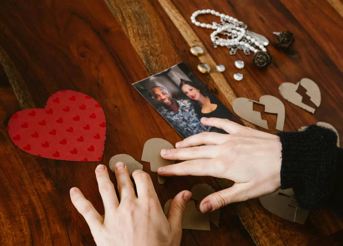 toliamor-infidelidades.webp Así funciona el Toliamor, el nuevo modelo de pareja que acepta infidelidades para mantener la relación ¿Tu podrías?